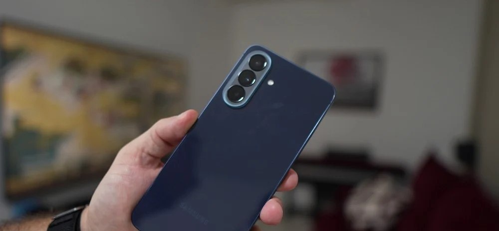 Celular Samsung Galaxy A57 5G 128GB, 8GB RAM, Câmera 50MP, IP68, Super AMOLED 6.7, Recursos AI Azul Escuro