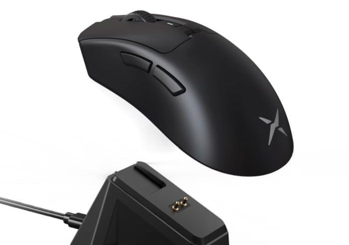 Mouse Delux M900 Pro, Paw3395, 8KHz, com Dock de Carregamento