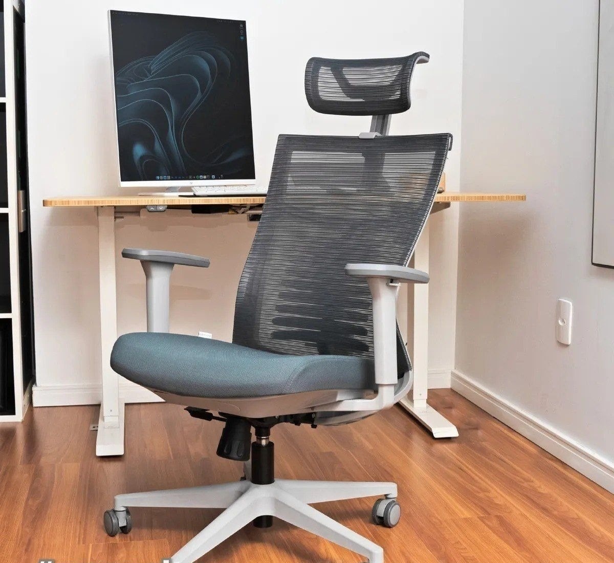 Cadeira De Escritório Ergonômica Vertta Syncron 4d Outlet