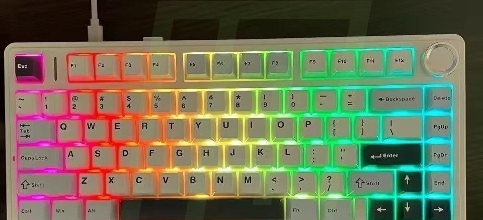 Aula F75 Teclado Mecânico Sem Fio AULA F75 RGB, 75, RGB, Hot-swap, 3 Modos de conexão 2.4Ghz mais rápido, Bluetooth ou com cabo USB Tipo-C, Bateria 4.000mAh