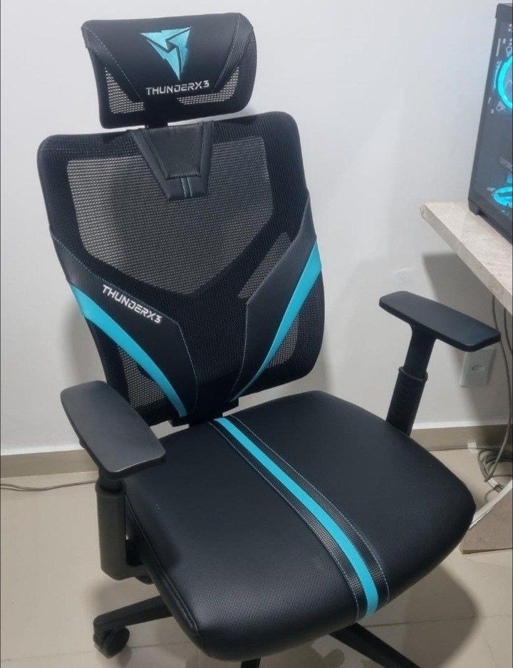ThunderX3, Cadeira Ergonomic, YAMA1BK, Preto