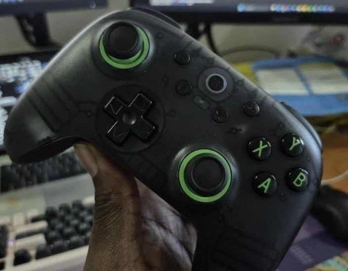 Controle 8BitDo Ultimate 2C, Analógicos Hall Effect, Sem Fio, PC, Windows 10, 11, Steam Deck, Raspberry Pi, Android