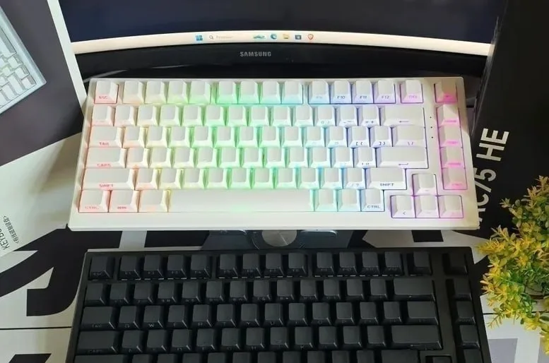 Teclado Magnético Akko Tac75 He